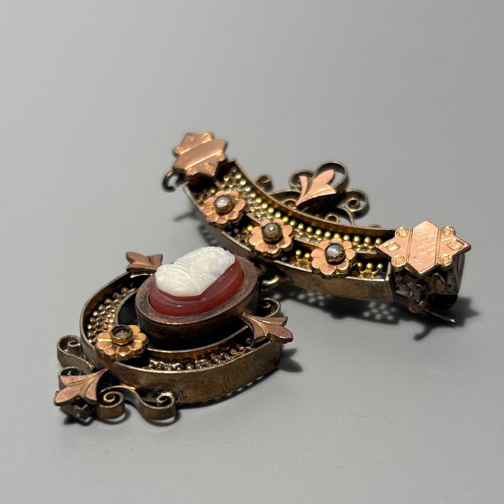 Elegant Victorian “Etruscan Revival” broach - Picture 2 of 10